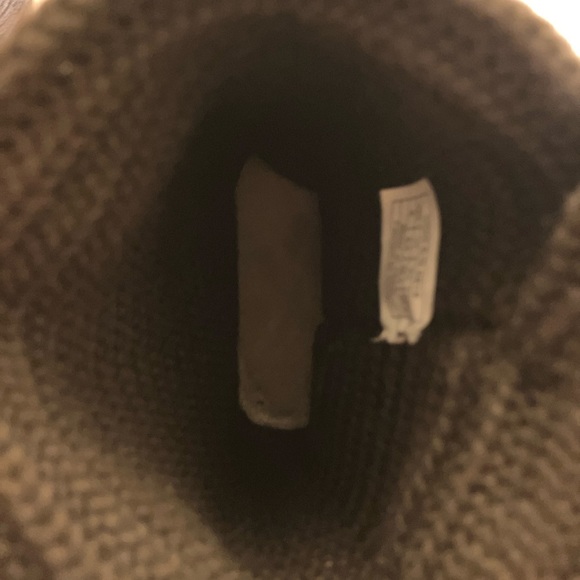 Uggs- Classic Cardy Boots - Picture 8 of 9